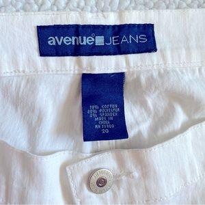 Avenue Jeans White